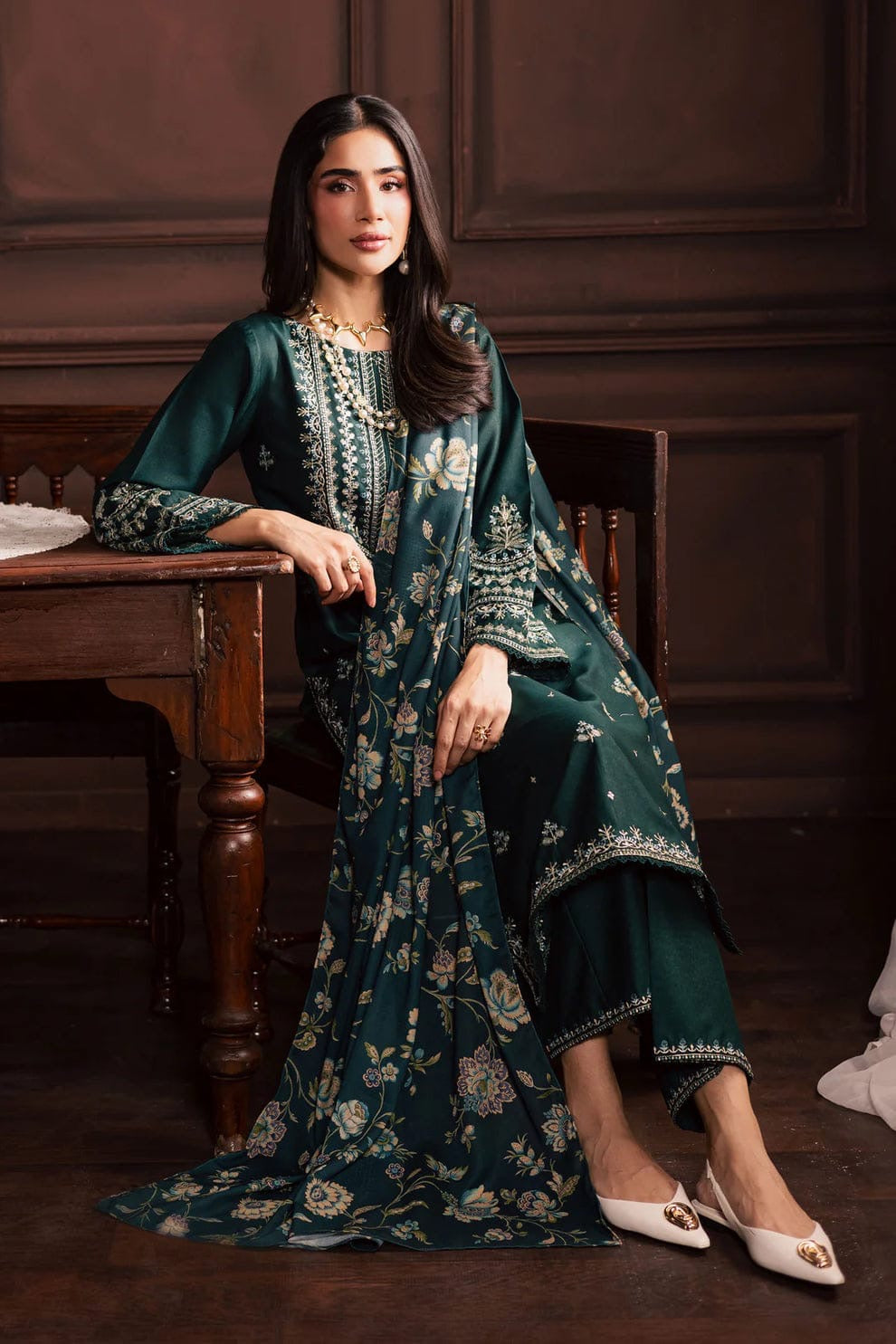 LAWN HEAVY EMBROIDERED UNSTITCHED ARTICLE (AL 8062)