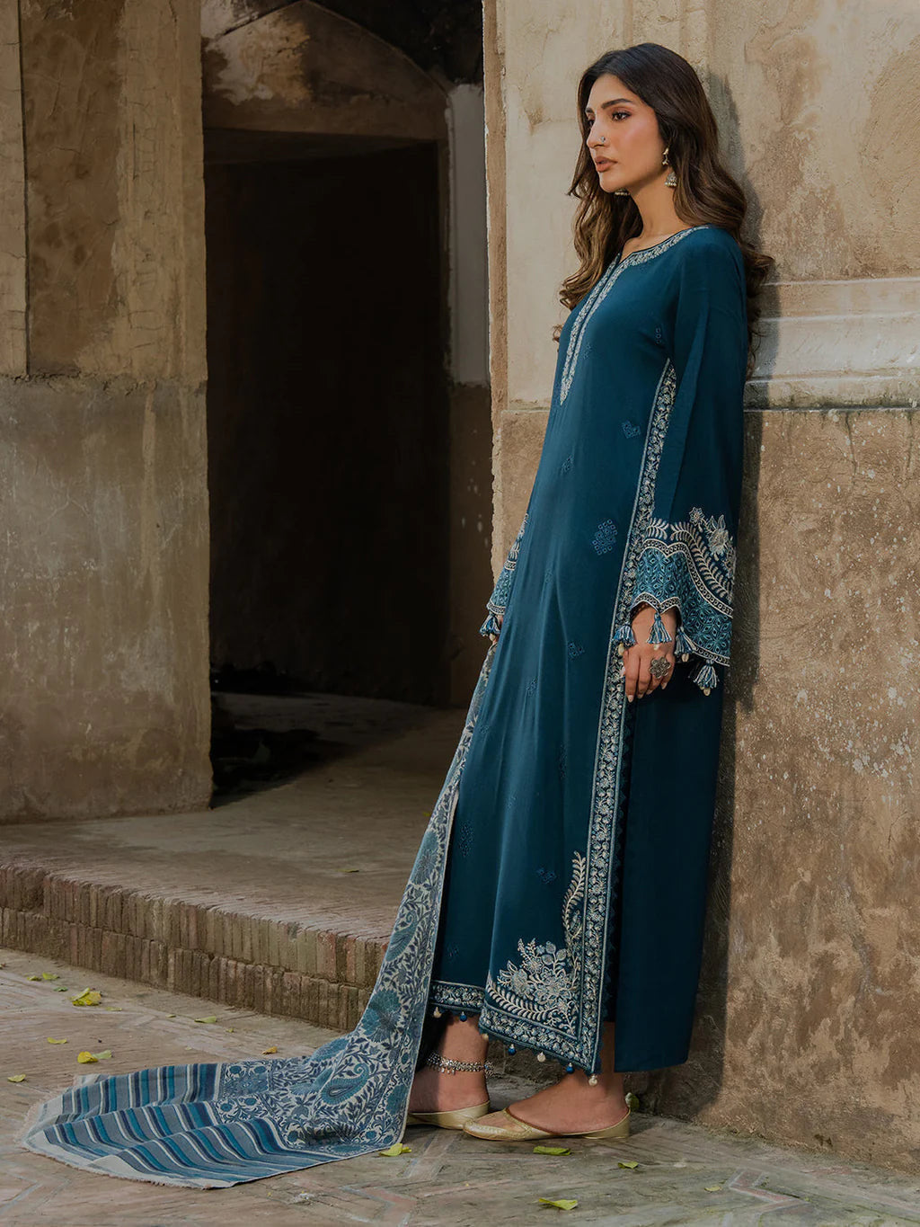 3PC EiD Collection UNSTITCHED LAWN EMBROIDERED SUIT