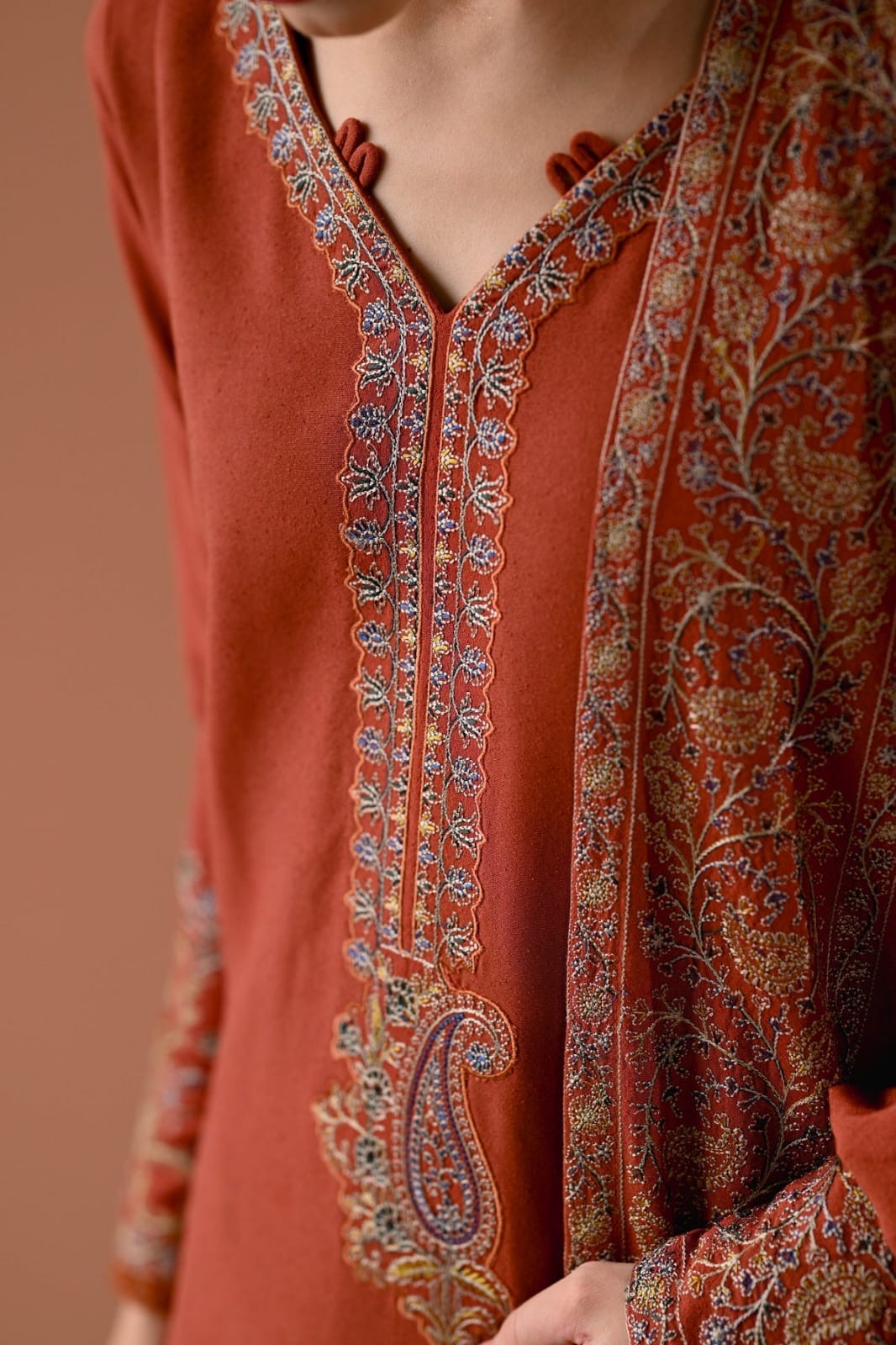 Embroidered 3PC Suit – Premium Festive Collection BH-0022