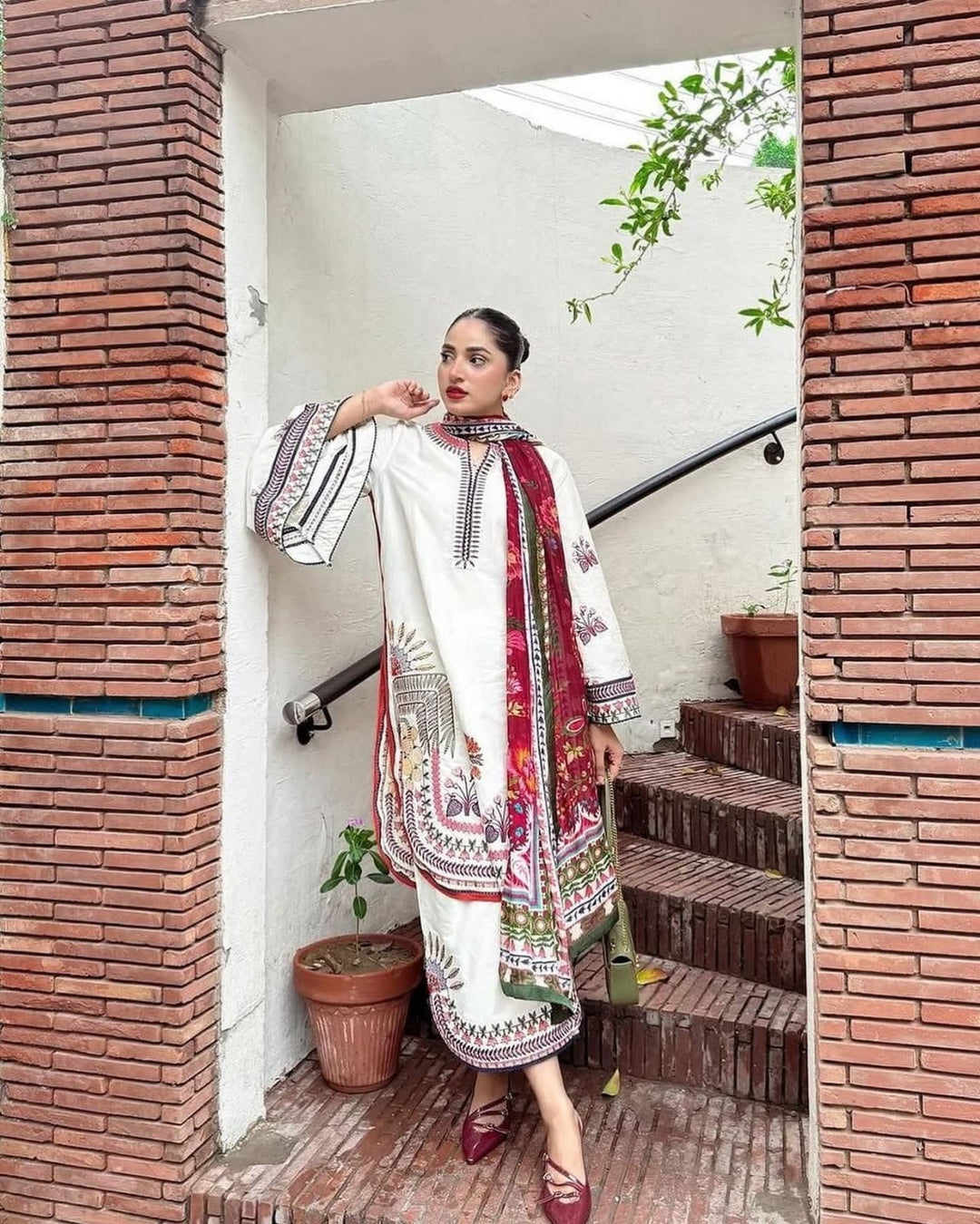 DHANAK EMB 3PC SUIT BH -0019