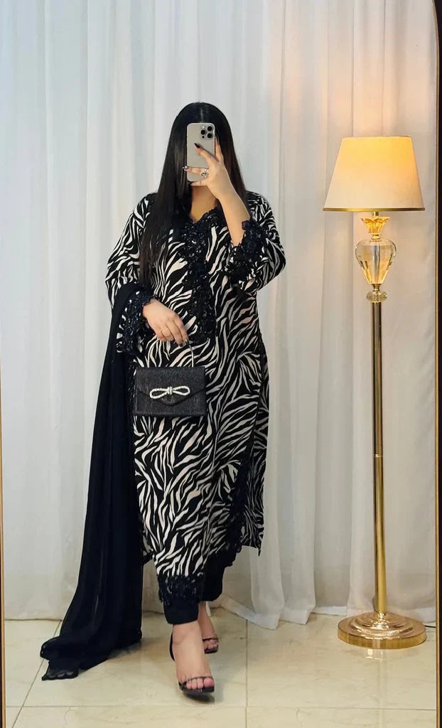 3PC-& EMBROIDERY LAWN SHIRT WITH VOILE PRINTED DUPATTA ZE-004