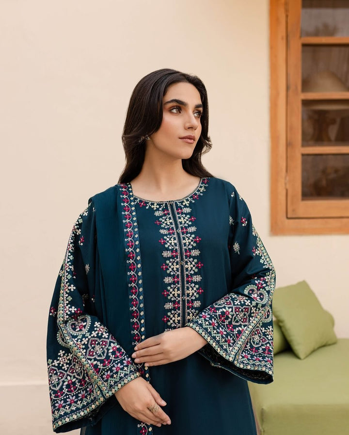 MRS-418 | 3 Piece Stitched Suit