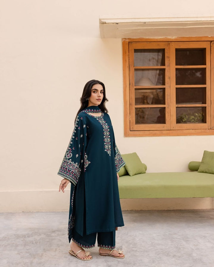 MRS-418 | 3 Piece Stitched Suit