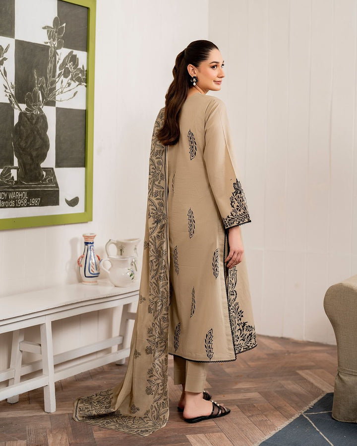MRS-387 | 3 Piece Stitched Screen Print Suit